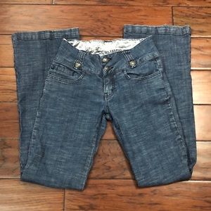 Last call!! Guess Trouser Style Jeans